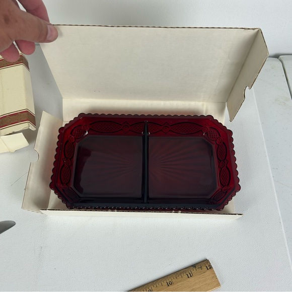 Avon NOS VTG '1985' - 1876 Cape Cod Collection 'Deep Red Ruby' Condiment Dish - Picture 9 of 14